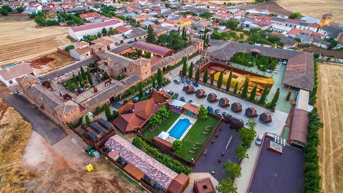 Hotel Boutique Palacio De La Serna Ballesteros De Calatrava Екстериор снимка